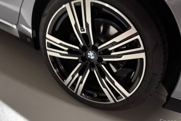 2023 BMW 7 серии с пробегом 33 000 км