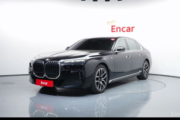 2025 BMW 7 серии с пробегом 4 727 км
