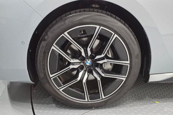 2025 BMW 7 серии с пробегом 8 397 км