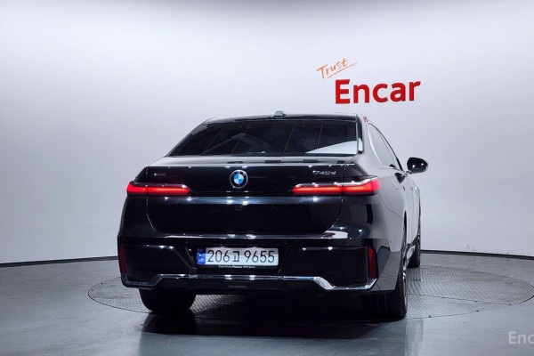 2024 BMW 7 серии с пробегом 22 324 км