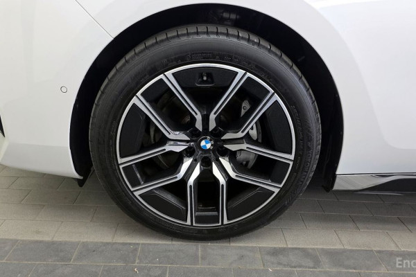 2025 BMW 7 серии с пробегом 12 297 км