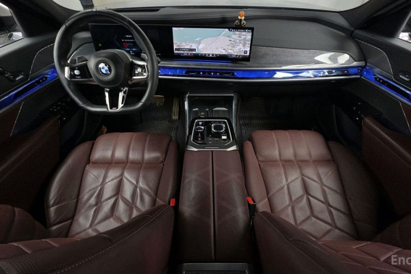 2024 BMW 7 серии с пробегом 29 712 км
