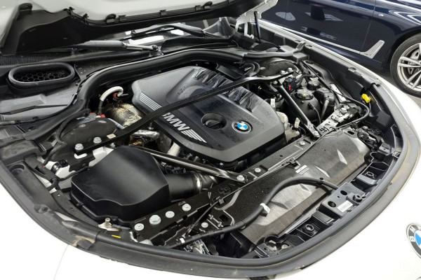 2025 BMW 7 серии с пробегом 12 297 км