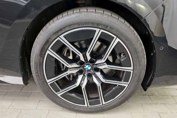 2025 BMW 7 серии с пробегом 28 153 км