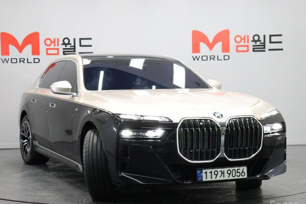 2025 BMW 7 серии с пробегом 13 054 км