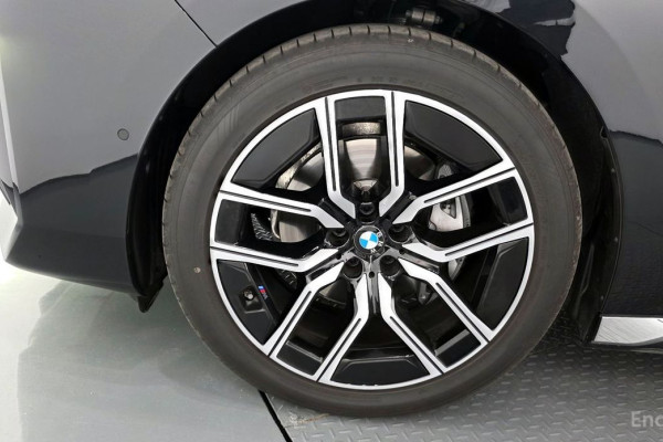 2025 BMW 7 серии с пробегом 4 727 км