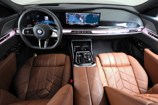 2025 BMW 7 серии с пробегом 4 727 км