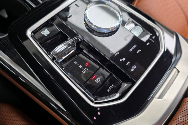 2025 BMW 7 серии с пробегом 28 153 км