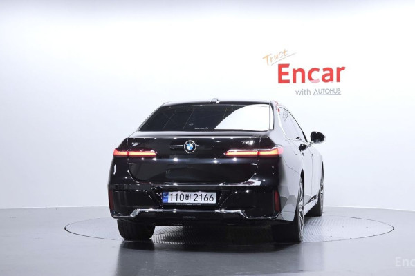 2024 BMW 7 серии с пробегом 19 861 км