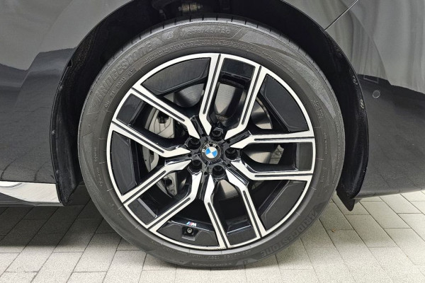 2024 BMW 7 серии с пробегом 19 861 км