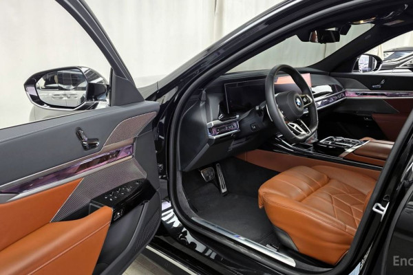 2025 BMW 7 серии с пробегом 28 153 км