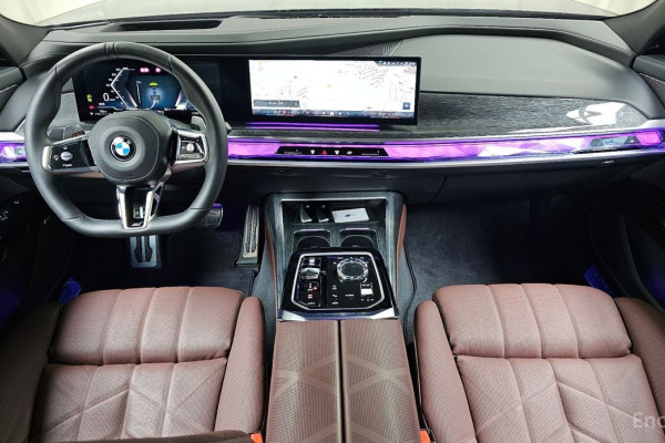 2024 BMW 7 серии с пробегом 19 861 км