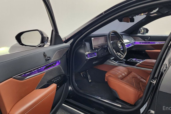 2024 BMW 7 серии с пробегом 15 750 км