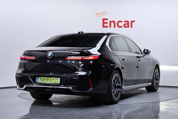 2025 BMW 7 серии с пробегом 11 339 км