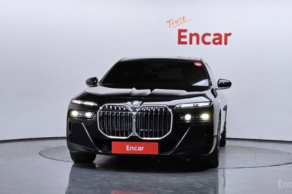 2025 BMW 7 серии с пробегом 11 339 км