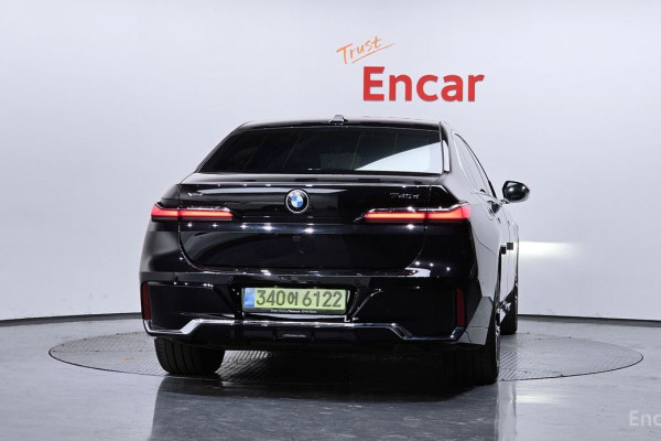 2025 BMW 7 серии с пробегом 11 339 км