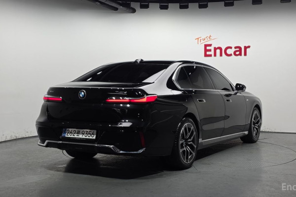 2024 BMW 7 серии с пробегом 19 557 км