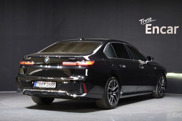 2023 BMW 7 серии с пробегом 38 008 км