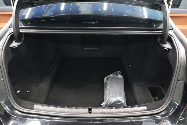 2025 BMW 7 серии с пробегом 13 054 км