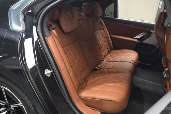 2025 BMW 7 серии с пробегом 11 386 км