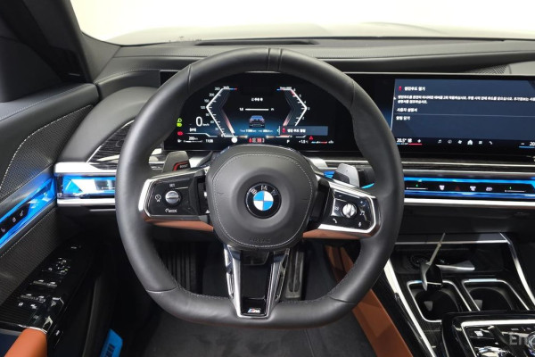 2025 BMW 7 серии с пробегом 11 386 км