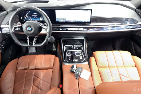 2024 BMW 7 серии с пробегом 19 557 км