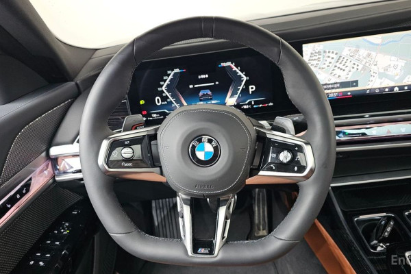 2025 BMW 7 серии с пробегом 11 339 км