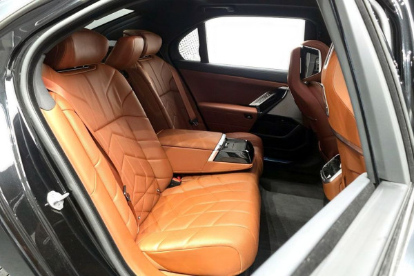 2024 BMW 7 серии с пробегом 19 557 км