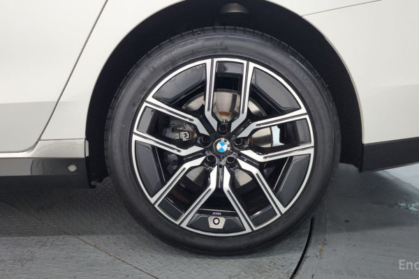 2024 BMW 7 серии с пробегом 11 347 км