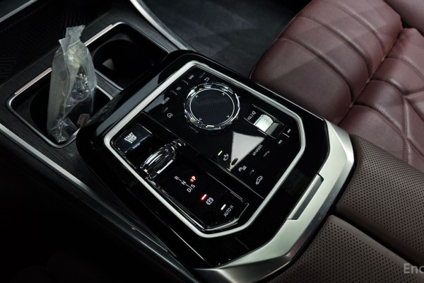 2024 BMW 7 серии с пробегом 23 057 км