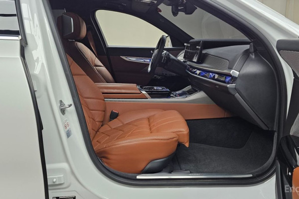 2023 BMW 7 серии с пробегом 17 631 км