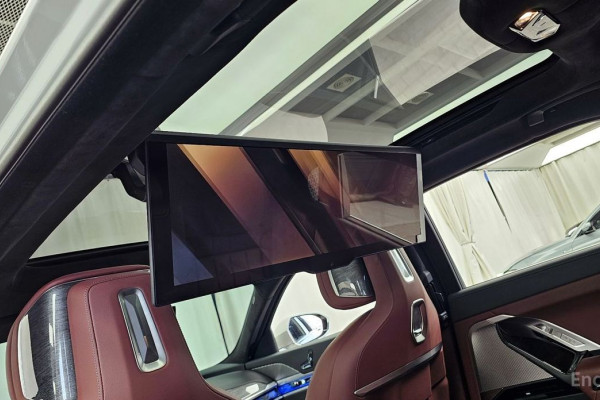 2023 BMW 7 серии с пробегом 27 393 км