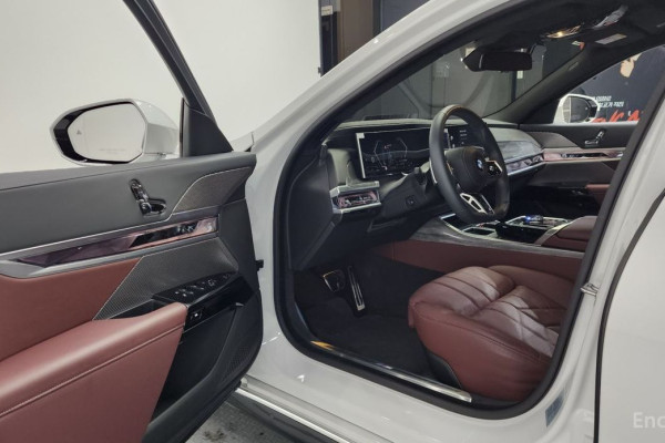 2024 BMW 7 серии с пробегом 11 347 км