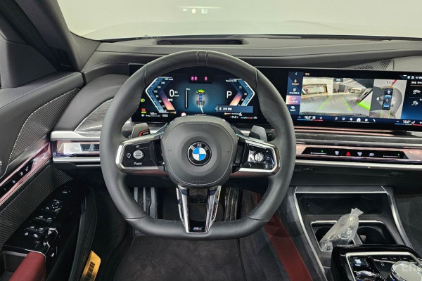 2024 BMW 7 серии с пробегом 23 057 км