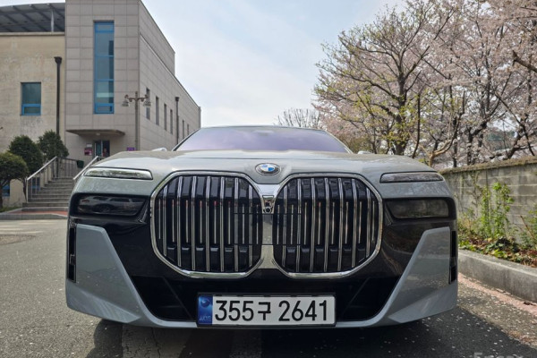 2025 BMW 7 серии с пробегом 4 800 км