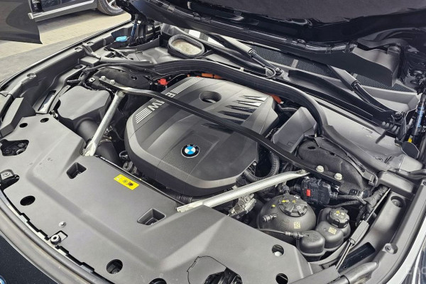 2023 BMW 7 серии с пробегом 38 835 км