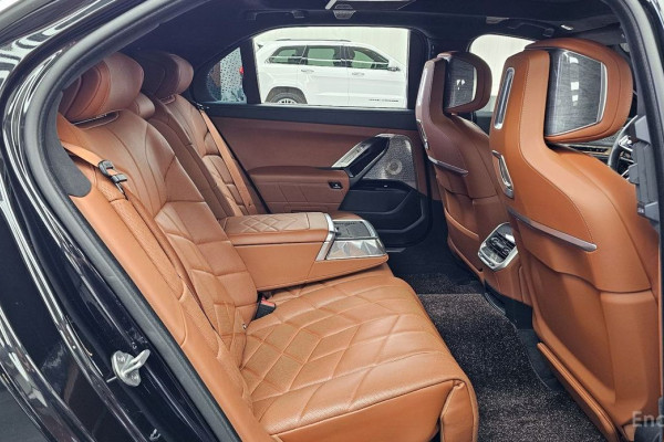 2023 BMW 7 серии с пробегом 38 835 км