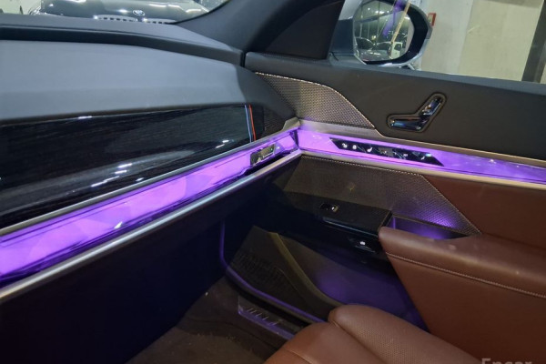 2025 BMW 7 серии с пробегом 24 733 км