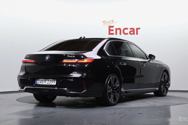 2023 BMW 7 серии с пробегом 22 831 км