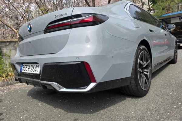 2025 BMW 7 серии с пробегом 4 800 км