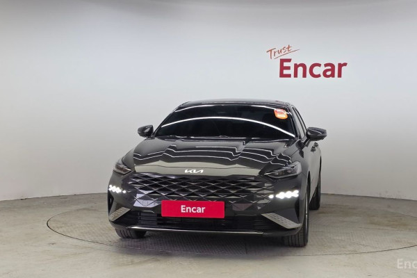 2023 Kia K8 с пробегом 25 182 км