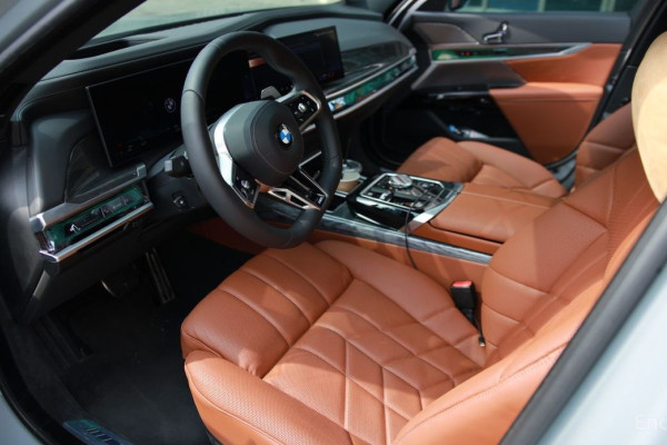 2025 BMW 7 серии с пробегом 4 300 км