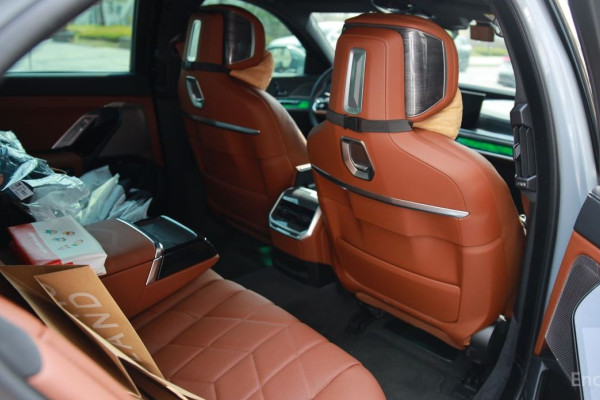 2025 BMW 7 серии с пробегом 4 300 км