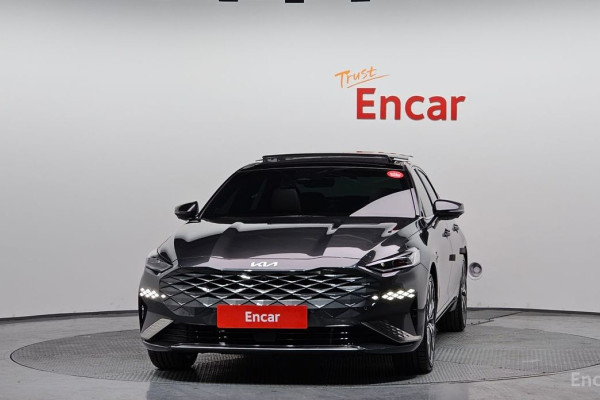 2023 Kia K8 с пробегом 18 369 км