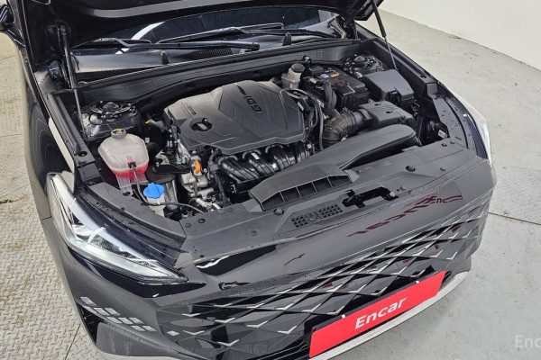 2023 Kia K8 с пробегом 62 279 км