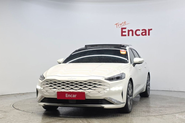 2023 Kia K8 с пробегом 15 940 км