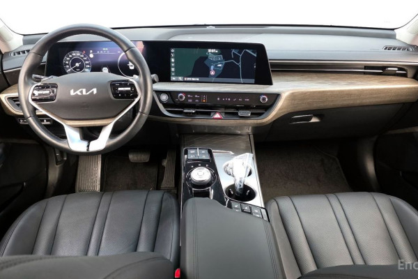 2023 Kia K8 с пробегом 25 182 км