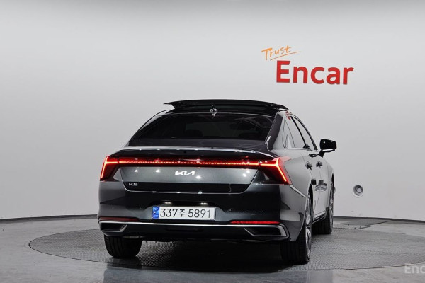 2023 Kia K8 с пробегом 18 369 км