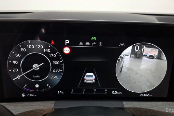 2023 Kia K8 с пробегом 25 182 км