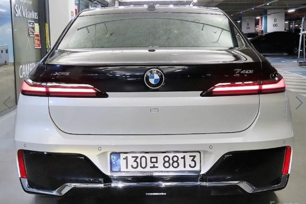 2024 BMW 7 серии с пробегом 23 575 км